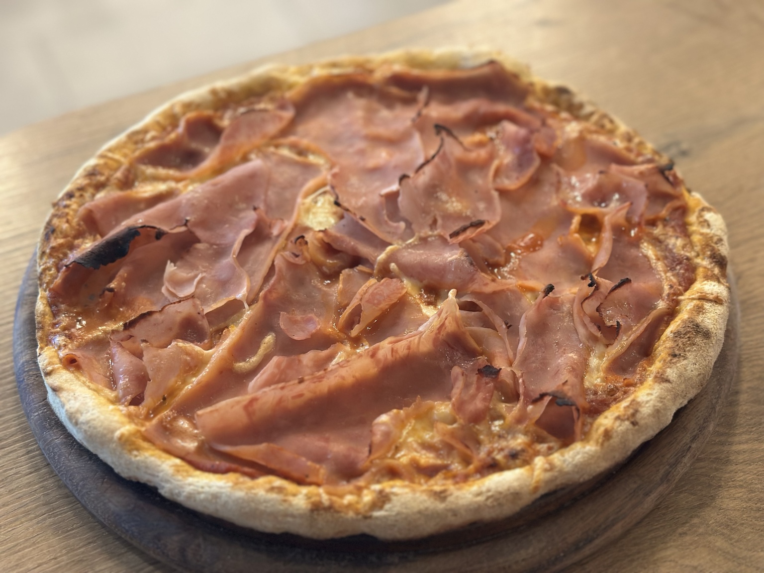 Sonkás pizza